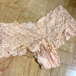 Victoria’s Secret panties M